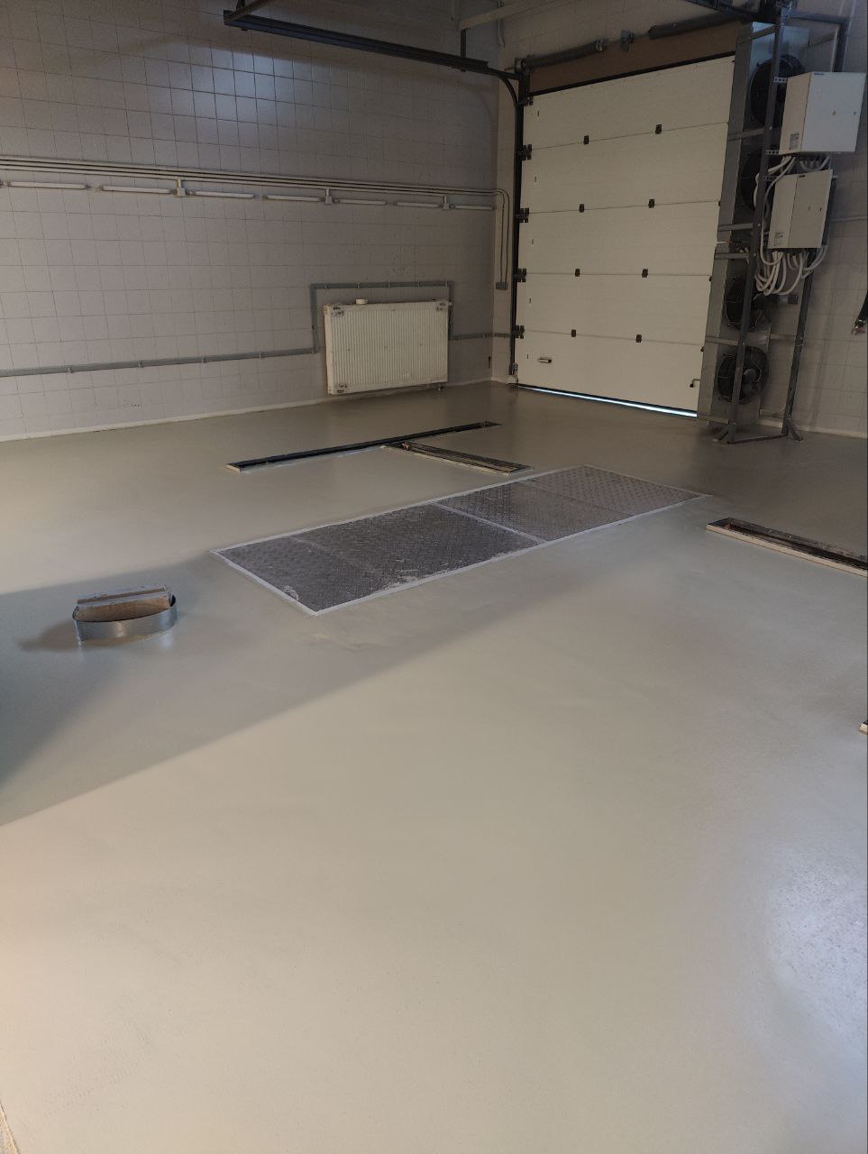 Полиуретан‑цементное покрытие — Гараж