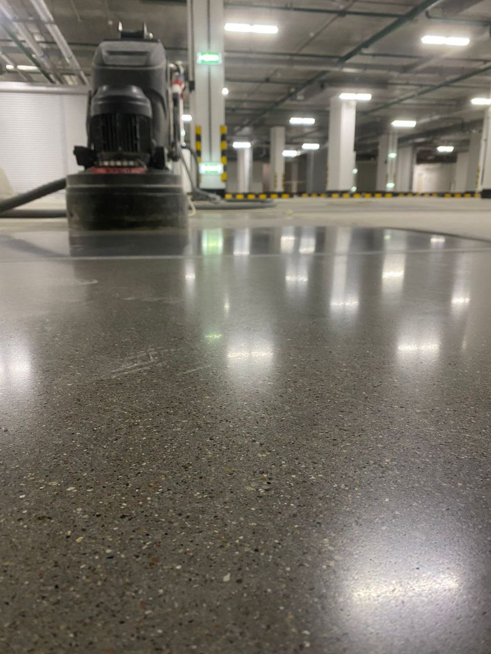 Полировка бетона — Парковка